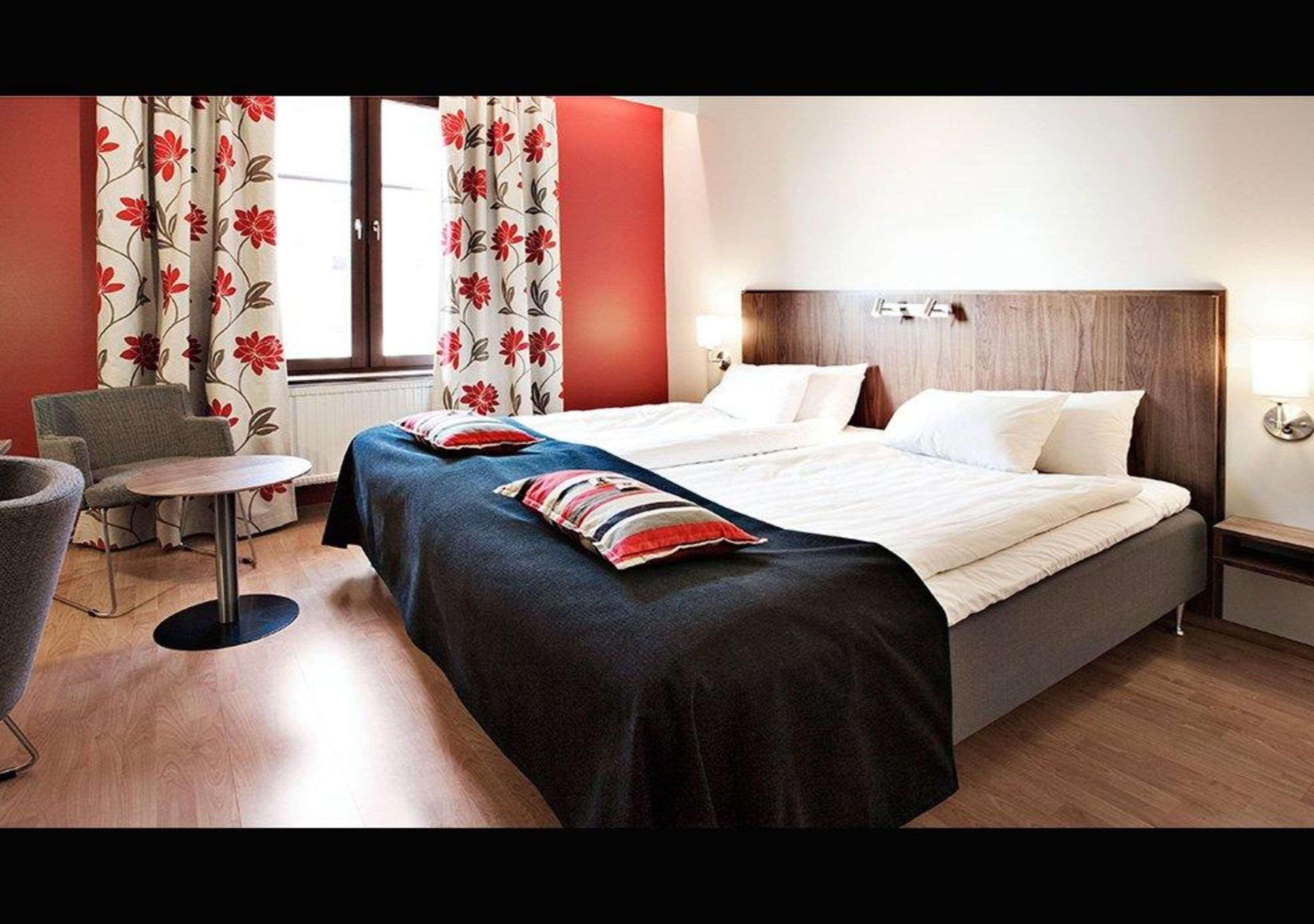 Home Hotel Kung Oscar Trollhattan Luaran gambar