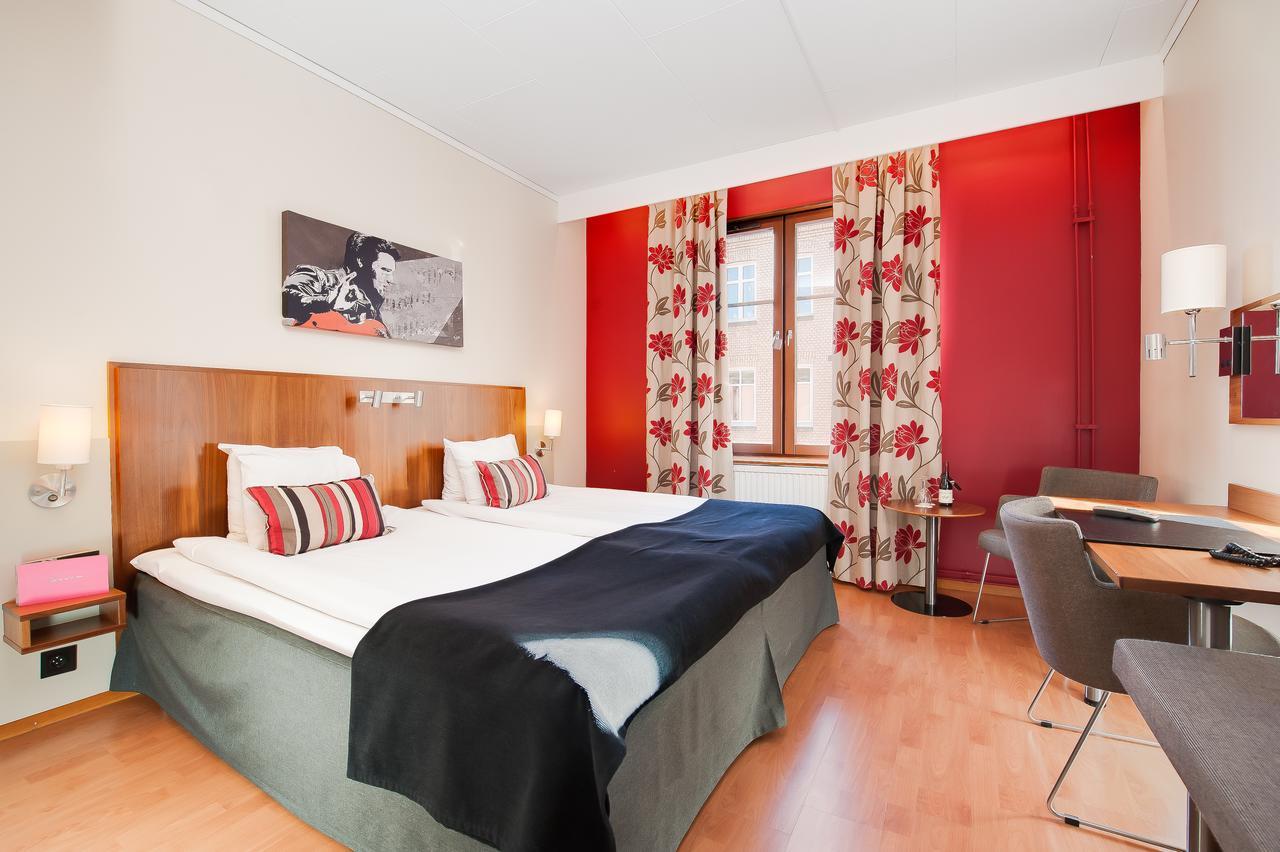 Home Hotel Kung Oscar Trollhattan Luaran gambar
